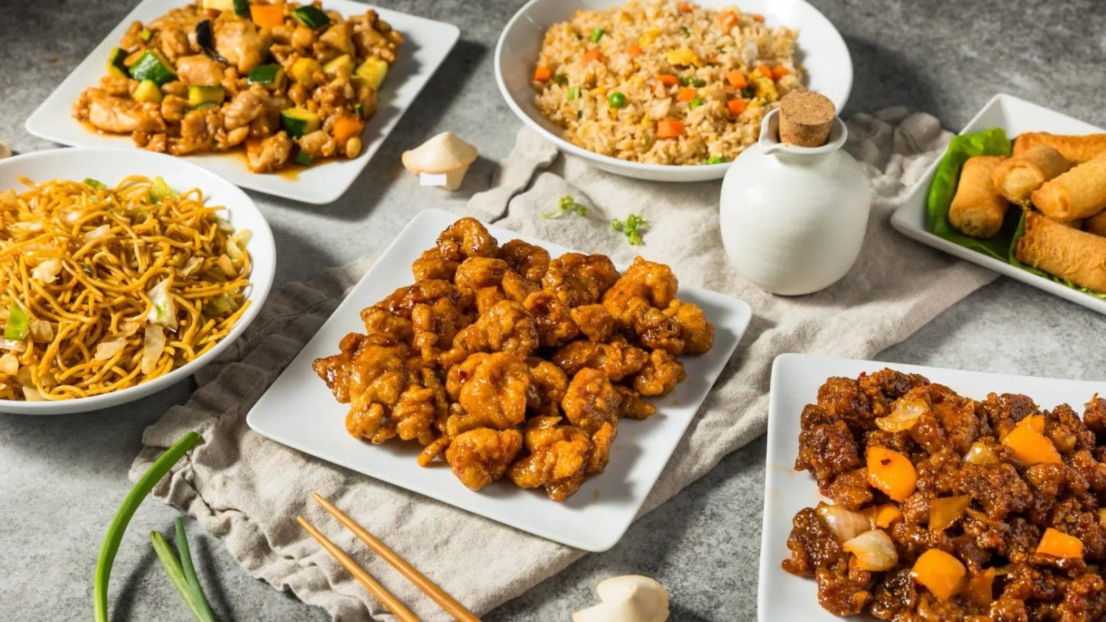 Mui's Chinese Food Carry Out restaurant